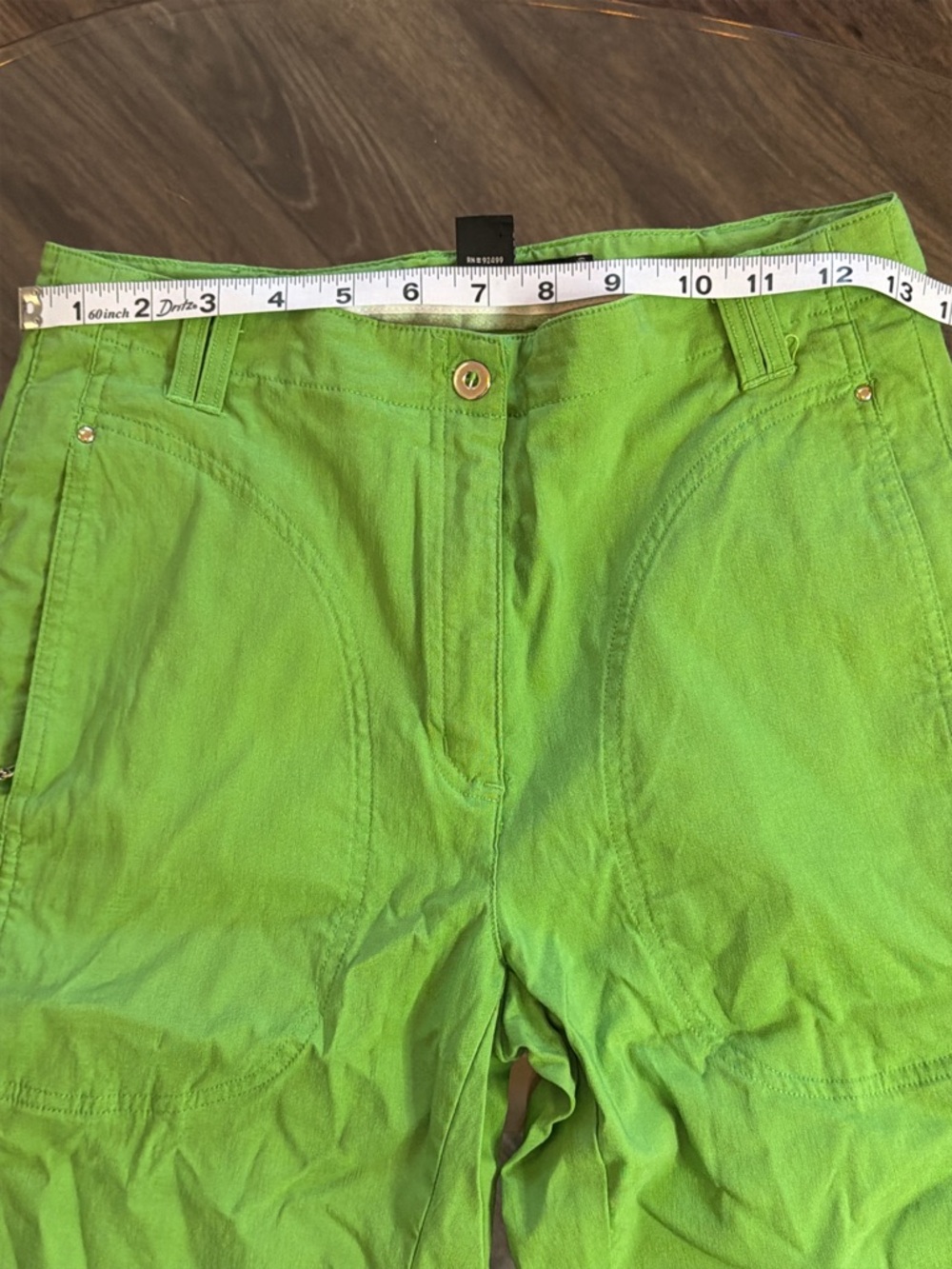 Jamie Sadock Green Golf Cargo Shorts Women’s Size 2 Stretch Bermuda Pockets - Picture 6 of 7
